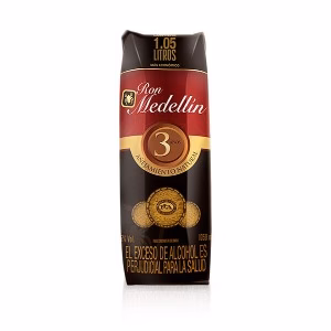 Ron Medellin 3 años Tetra 1050ml